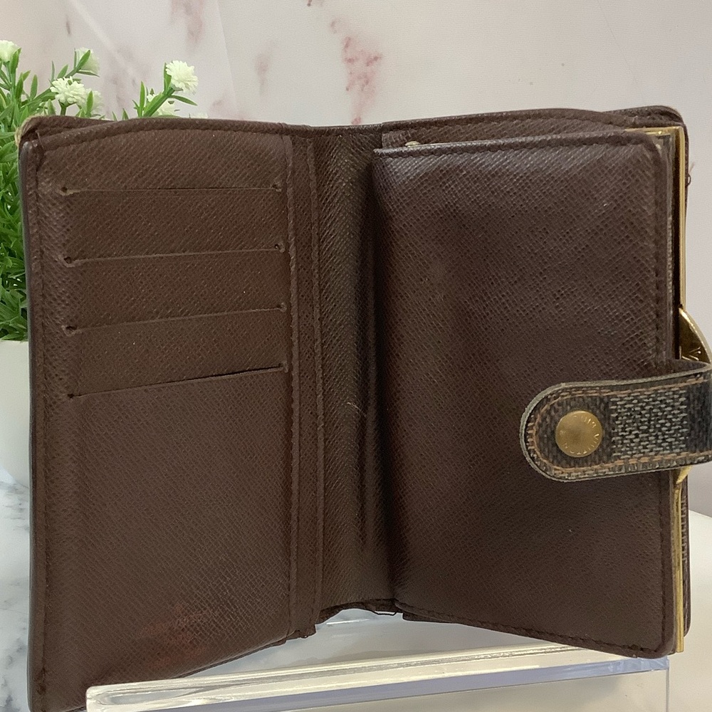 GUC Louis Vuitton Damier Ebene French Wallet - Picture 7 of 12